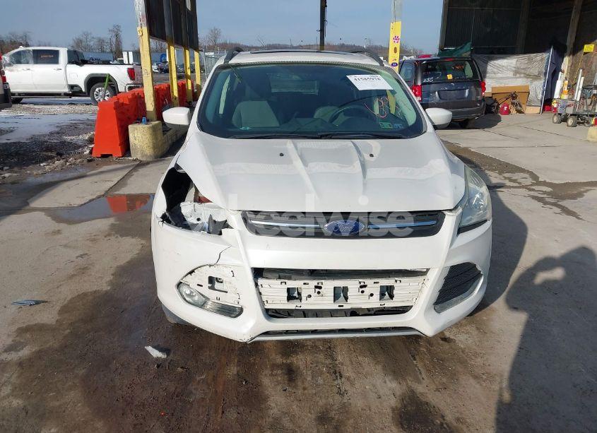 Photo 6 of 2016 Ford Escape SE (VIN 1FMCU9GX7GUB86997)