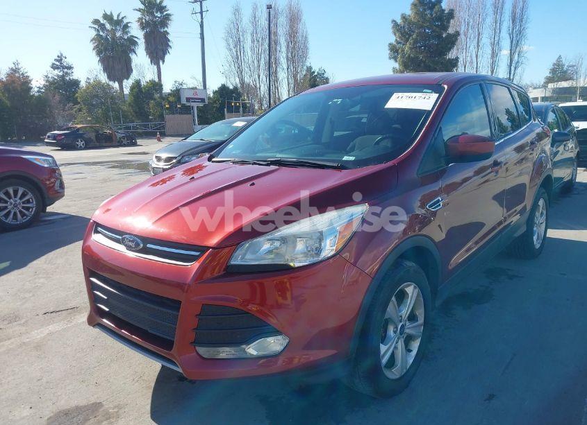 Photo 2 of 2016 Ford Escape SE (VIN 1FMCU9GX7GUC78160)