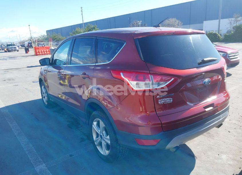 Photo 3 of 2016 Ford Escape SE (VIN 1FMCU9GX7GUC78160)