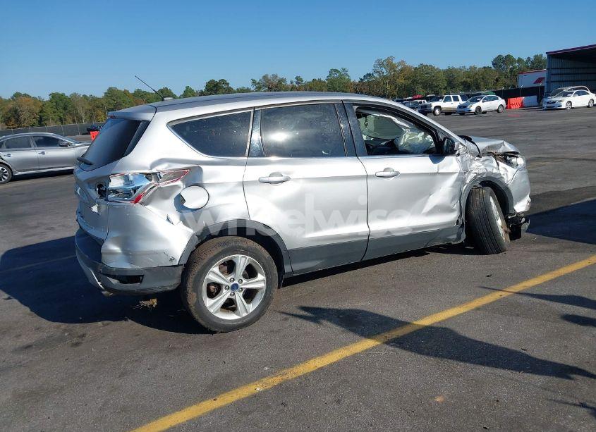 Photo 4 of 2016 Ford Escape SE (VIN 1FMCU9GX7GUC81477)