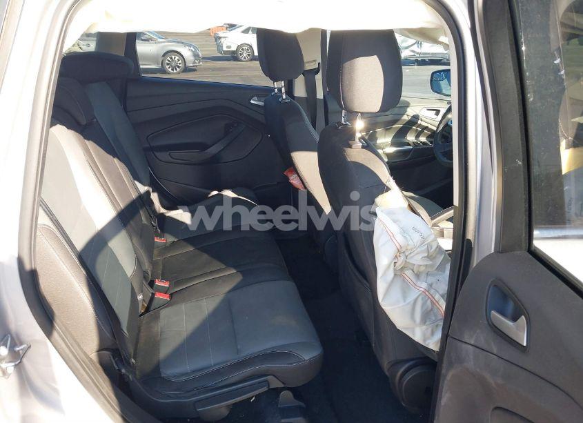 Photo 8 of 2016 Ford Escape SE (VIN 1FMCU9GX7GUC81477)