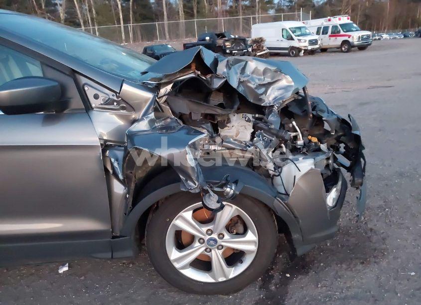 Photo 14 of 2013 Ford Escape SE (VIN 1FMCU9GX8DUB75907)