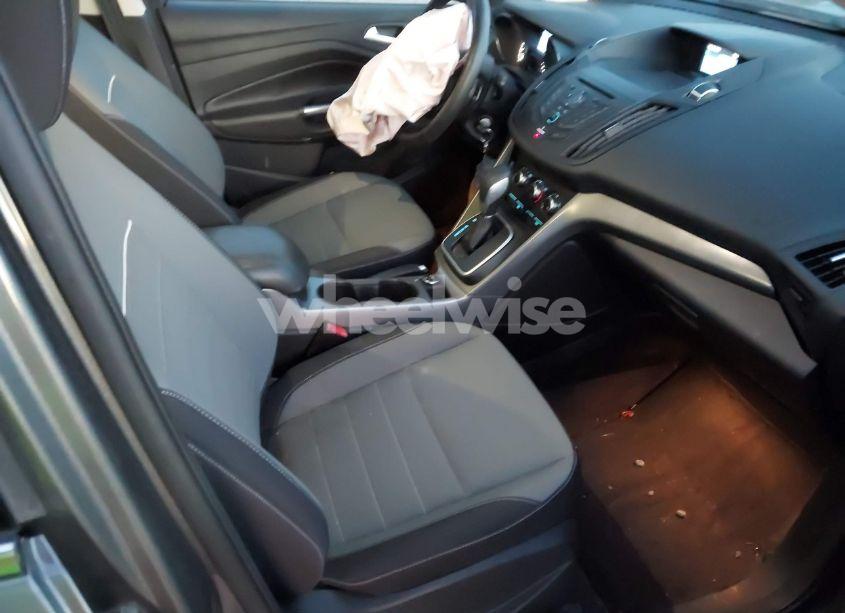 Photo 5 of 2013 Ford Escape SE (VIN 1FMCU9GX8DUB75907)