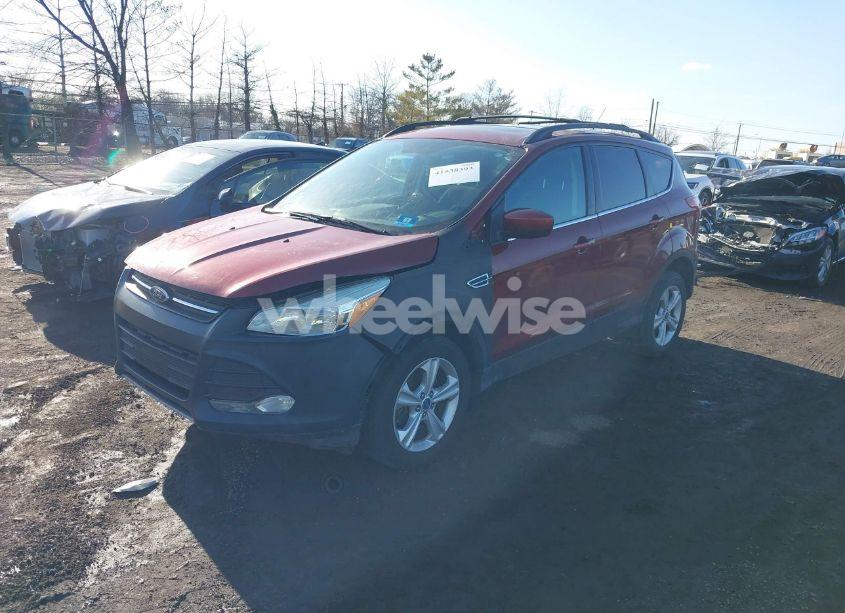 Photo 2 of 2014 Ford Escape SE (VIN 1FMCU9GX8EUA34157)