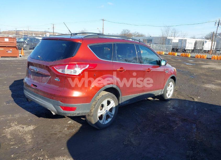 Photo 4 of 2014 Ford Escape SE (VIN 1FMCU9GX8EUA34157)