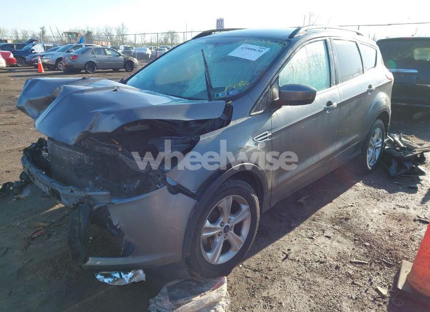 Photo 2 of 2014 Ford Escape SE (VIN 1FMCU9GX8EUB37966)