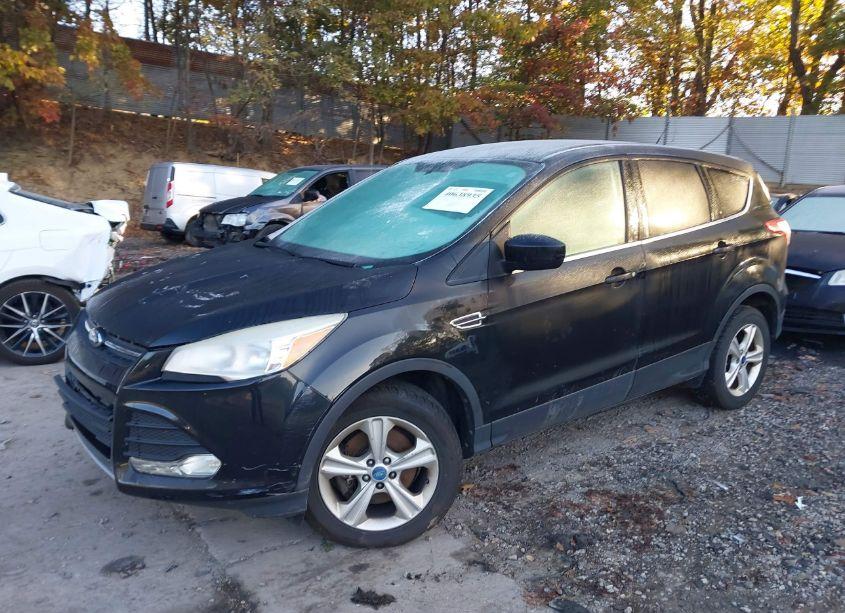 Photo 2 of 2014 Ford Escape SE (VIN 1FMCU9GX8EUB70384)