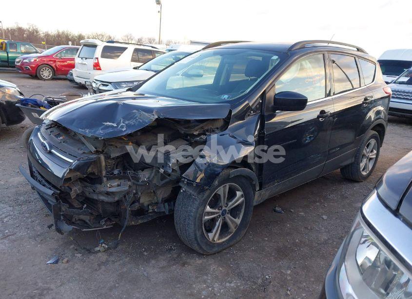 Photo 2 of 2014 Ford Escape SE (VIN 1FMCU9GX8EUC34164)