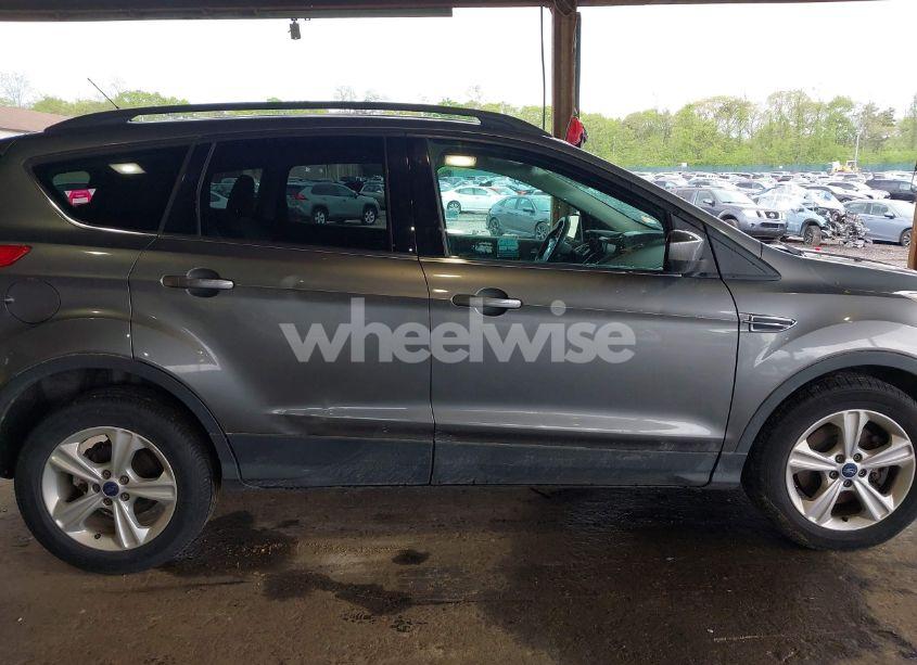 Photo 13 of 2014 Ford Escape SE (VIN 1FMCU9GX8EUD21613)