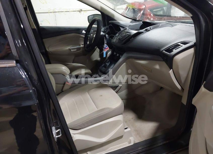 Photo 5 of 2014 Ford Escape SE (VIN 1FMCU9GX8EUD52540)