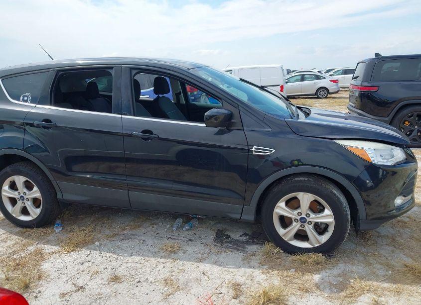 Photo 14 of 2015 Ford Escape SE (VIN 1FMCU9GX8FUA98460)