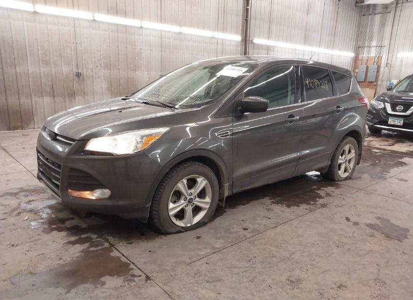 Photo 2 of 2015 Ford Escape SE (VIN 1FMCU9GX8FUB06850)