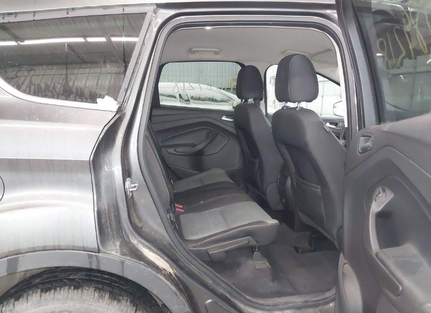 Photo 8 of 2015 Ford Escape SE (VIN 1FMCU9GX8FUB06850)