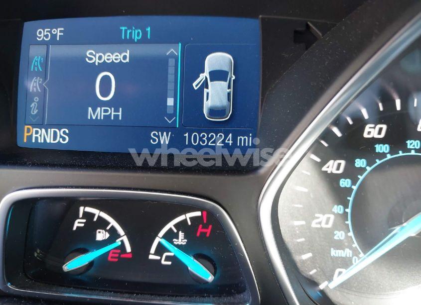 Photo 7 of 2015 Ford Escape SE (VIN 1FMCU9GX8FUB23342)