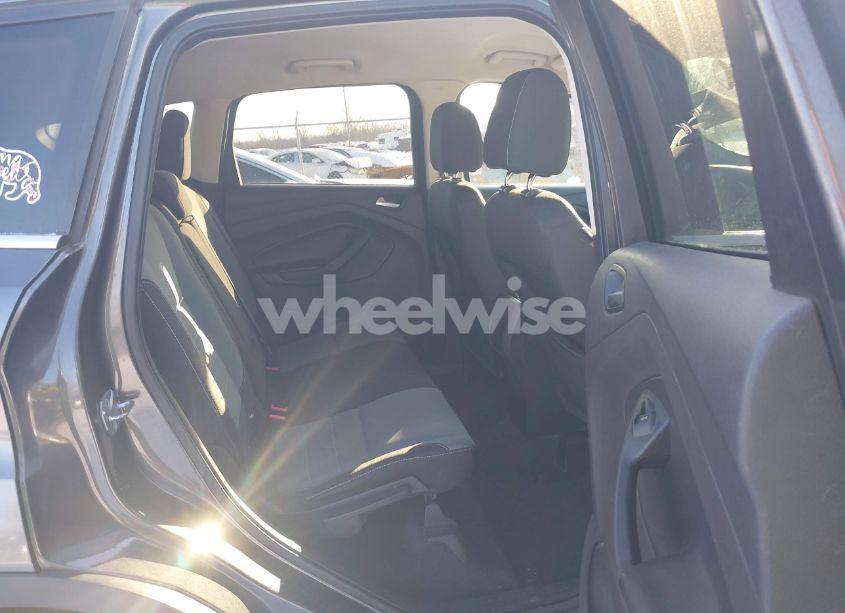 Photo 8 of 2015 Ford Escape SE (VIN 1FMCU9GX8FUB38472)