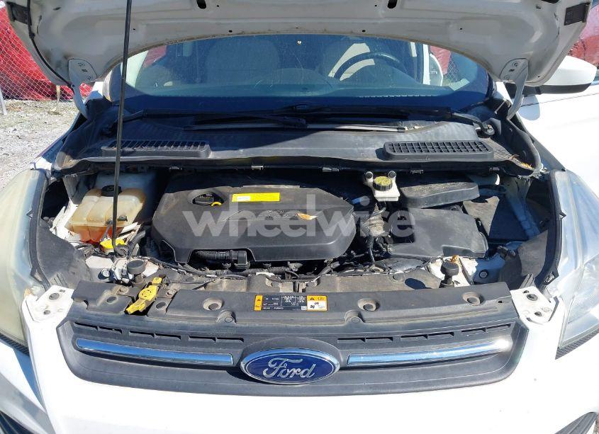 Photo 10 of 2015 Ford Escape SE (VIN 1FMCU9GX8FUB50198)