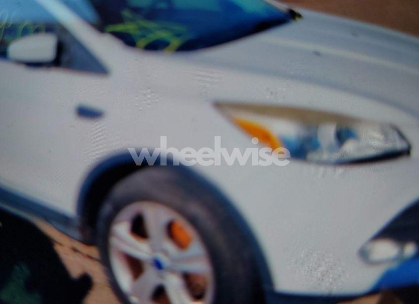 Photo 6 of 2015 Ford Escape SE (VIN 1FMCU9GX8FUB74291)