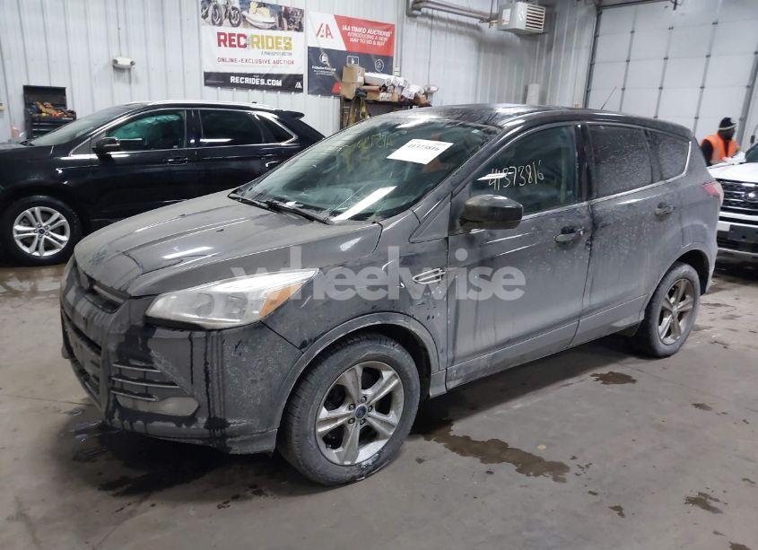 Photo 2 of 2015 Ford Escape SE (VIN 1FMCU9GX8FUC31153)