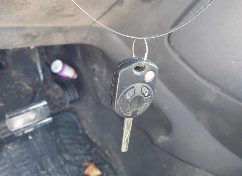 Photo 11 of 2016 Ford Escape SE (VIN 1FMCU9GX8GUA01274)