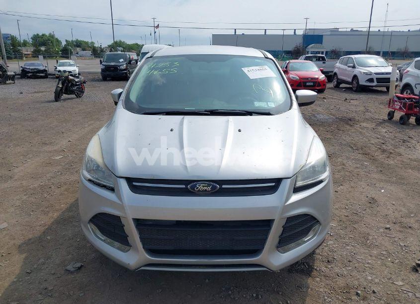 Photo 12 of 2016 Ford Escape SE (VIN 1FMCU9GX8GUA27471)