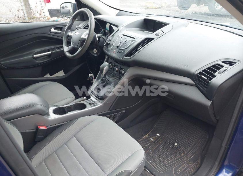 Photo 5 of 2016 Ford Escape SE (VIN 1FMCU9GX8GUA57487)