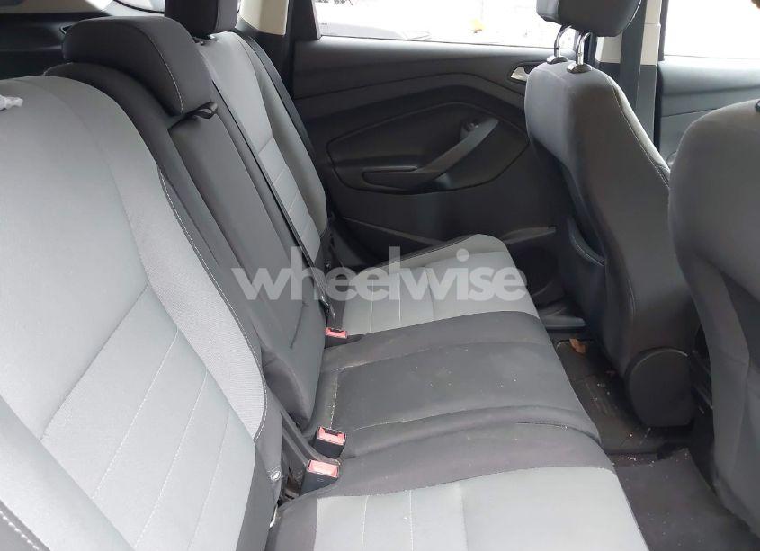 Photo 8 of 2016 Ford Escape SE (VIN 1FMCU9GX8GUA57487)