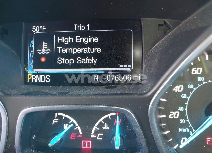 Photo 15 of 2016 Ford Escape SE (VIN 1FMCU9GX8GUA88657)