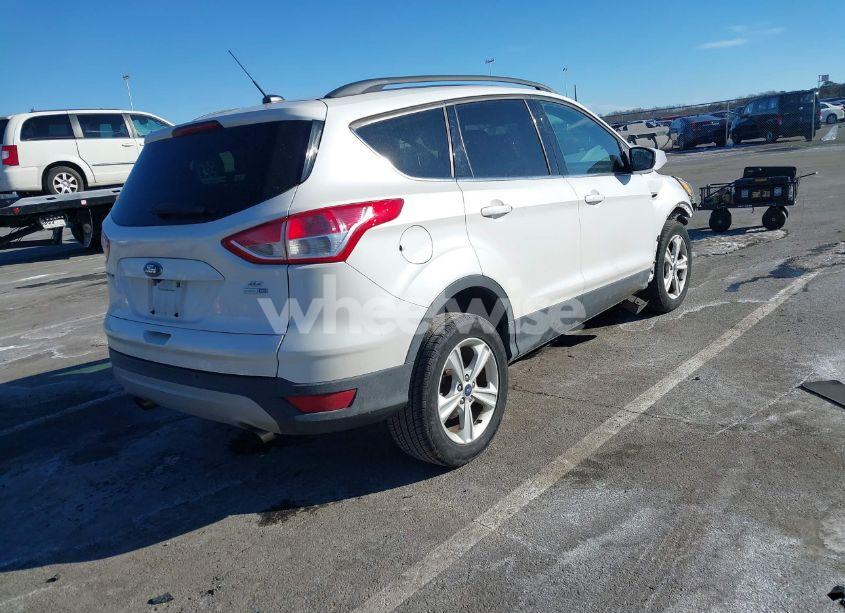 Photo 4 of 2016 Ford Escape SE (VIN 1FMCU9GX8GUA88657)
