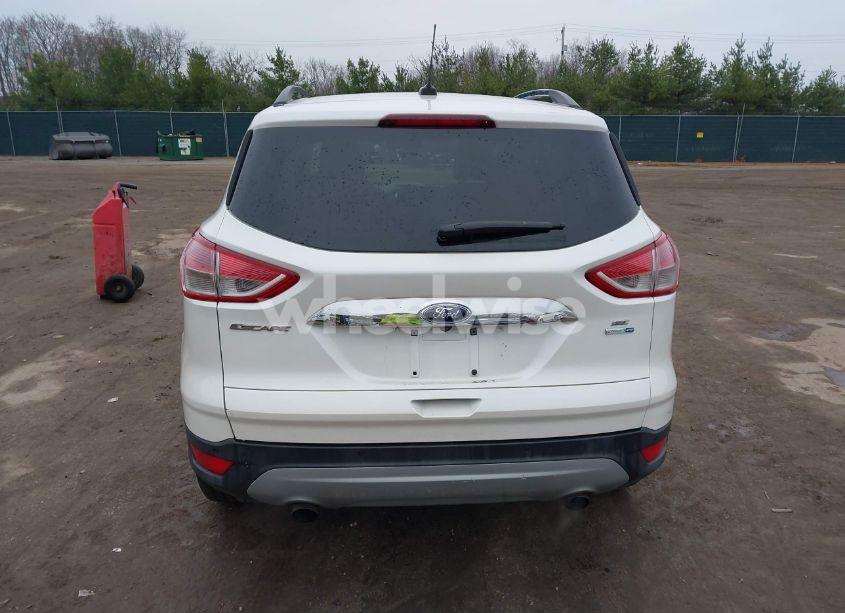 Photo 16 of 2016 Ford Escape SE (VIN 1FMCU9GX8GUA92661)