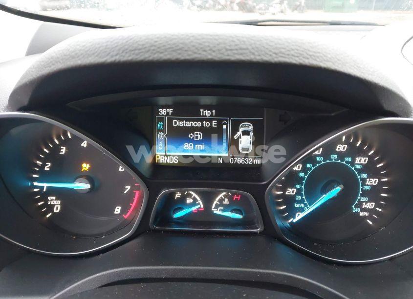 Photo 7 of 2016 Ford Escape SE (VIN 1FMCU9GX8GUA92661)