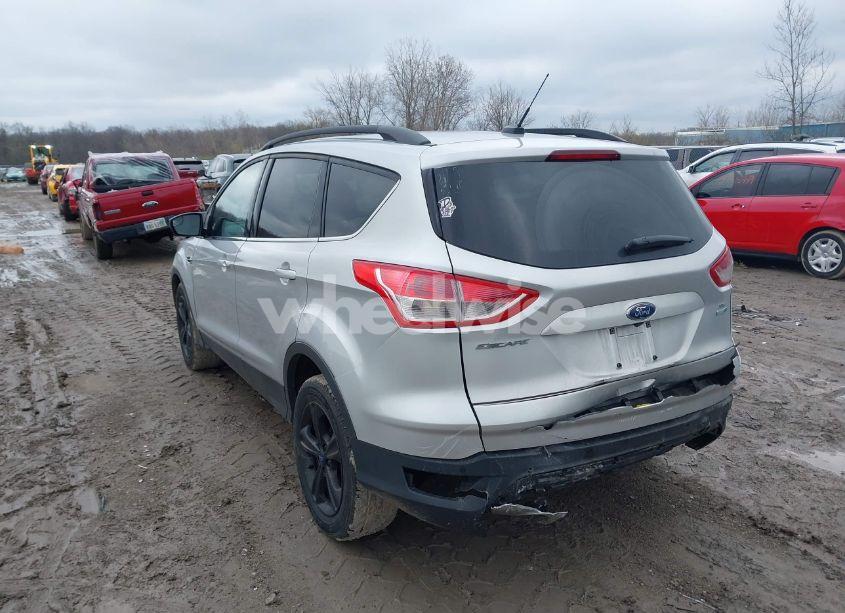 Photo 3 of 2016 Ford Escape SE (VIN 1FMCU9GX8GUB33192)