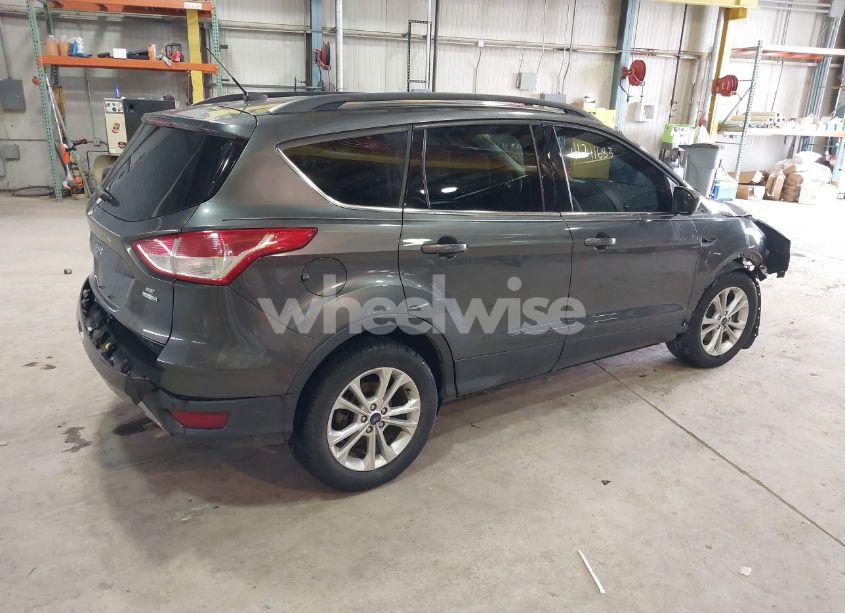 Photo 4 of 2016 Ford Escape SE (VIN 1FMCU9GX8GUB75278)