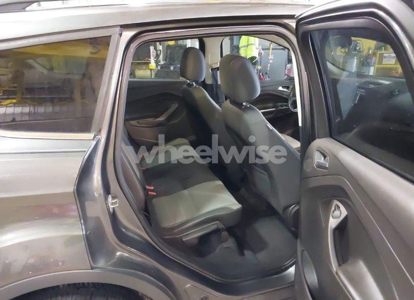 Photo 8 of 2016 Ford Escape SE (VIN 1FMCU9GX8GUB75278)