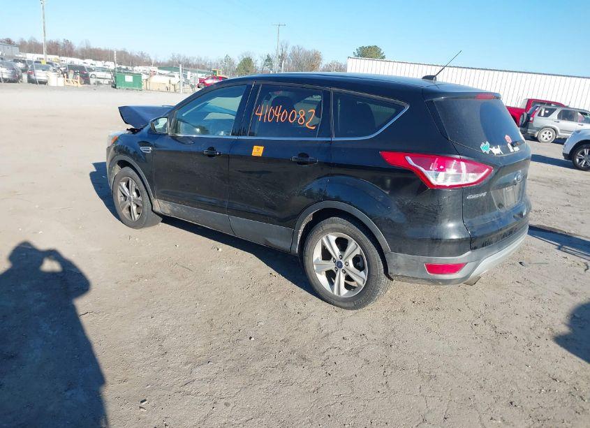 Photo 3 of 2016 Ford Escape SE (VIN 1FMCU9GX8GUC52098)