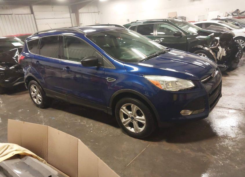 2016 Ford Escape SE (VIN 1FMCU9GX8GUC78927) main photo
