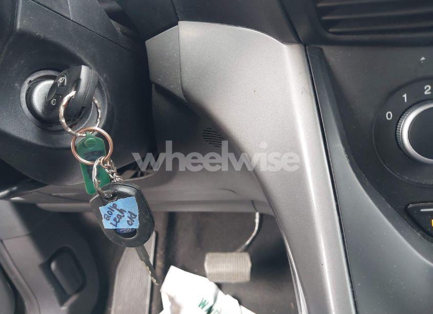 Photo 11 of 2016 Ford Escape SE (VIN 1FMCU9GX8GUC89281)