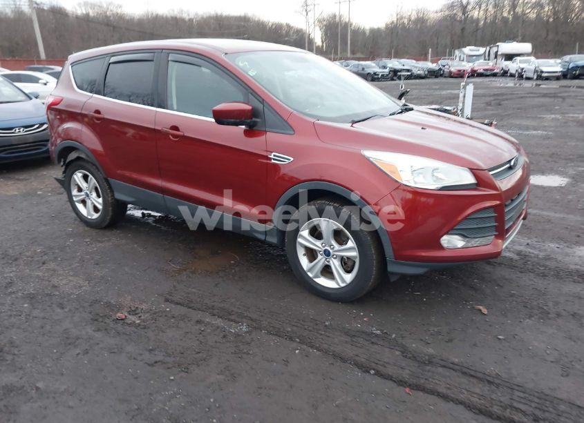 2016 Ford Escape SE (VIN 1FMCU9GX8GUC89331) main photo