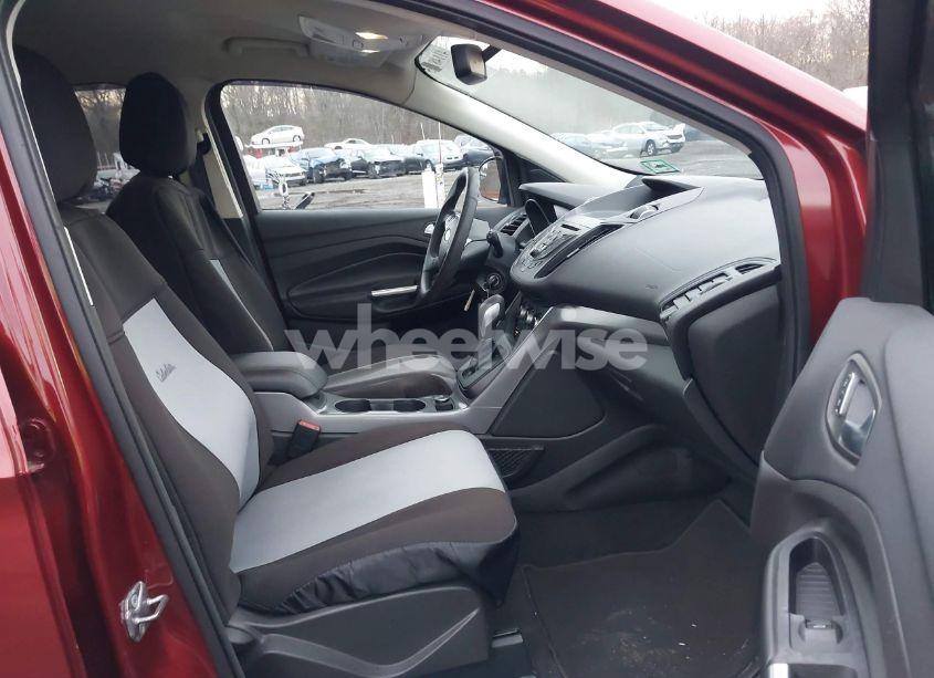 Photo 5 of 2016 Ford Escape SE (VIN 1FMCU9GX8GUC89331)