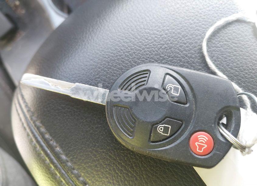 Photo 11 of 2013 Ford Escape SE (VIN 1FMCU9GX9DUA15888)