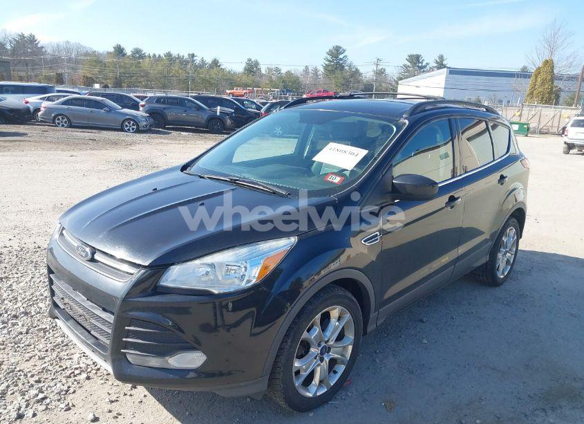 Photo 2 of 2013 Ford Escape SE (VIN 1FMCU9GX9DUA15888)