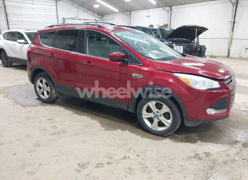 2013 Ford Escape SE (VIN 1FMCU9GX9DUA31041) main photo