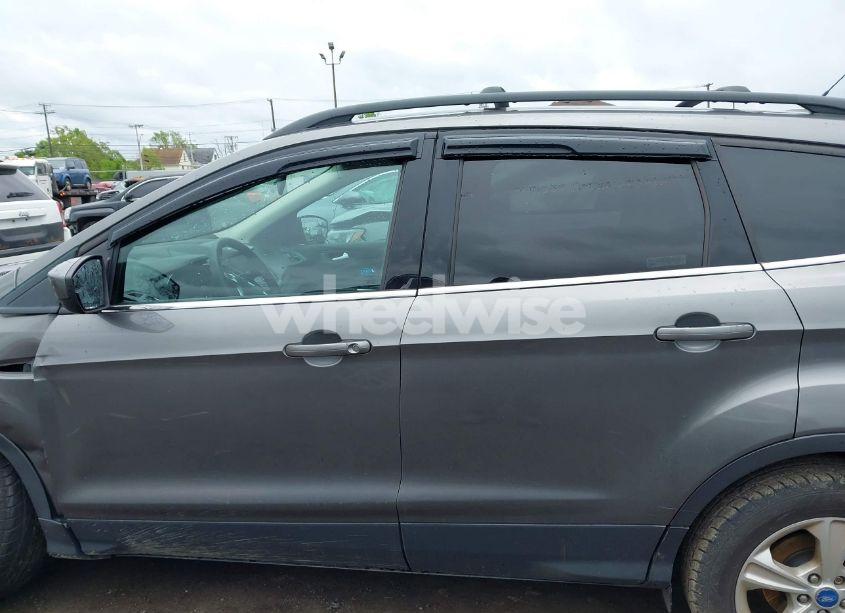 Photo 14 of 2013 Ford Escape SE (VIN 1FMCU9GX9DUA57901)