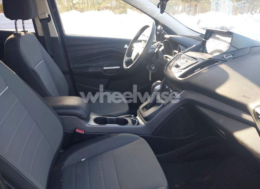 Photo 5 of 2013 Ford Escape SE (VIN 1FMCU9GX9DUB35075)