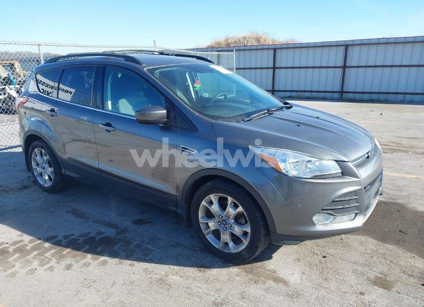 2013 Ford Escape SE (VIN 1FMCU9GX9DUB63989) main photo