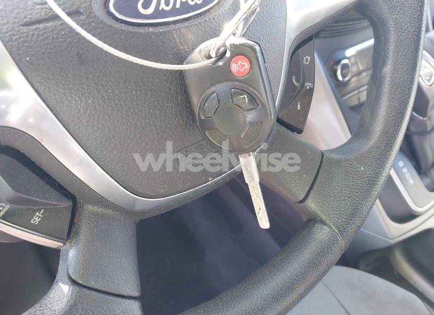 Photo 11 of 2013 Ford Escape SE (VIN 1FMCU9GX9DUB63989)