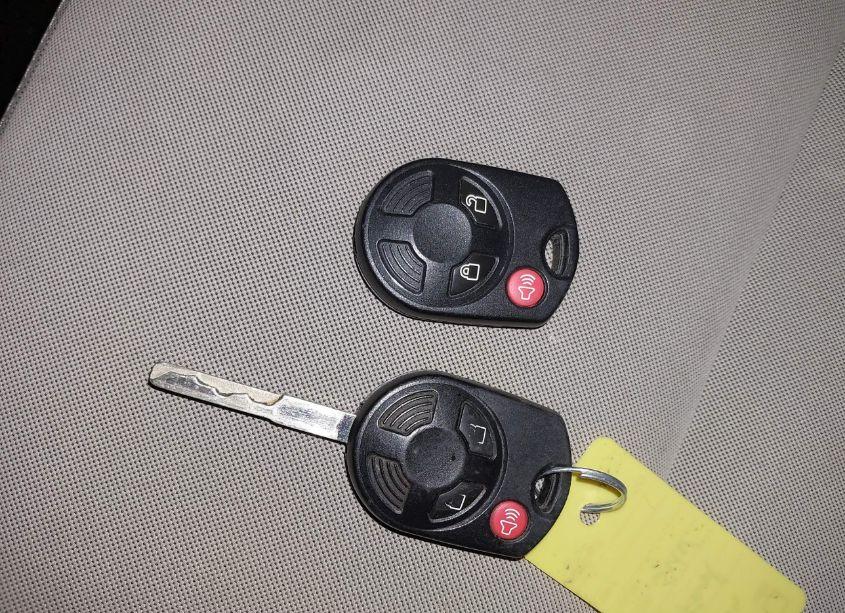 Photo 11 of 2013 Ford Escape SE (VIN 1FMCU9GX9DUB64169)