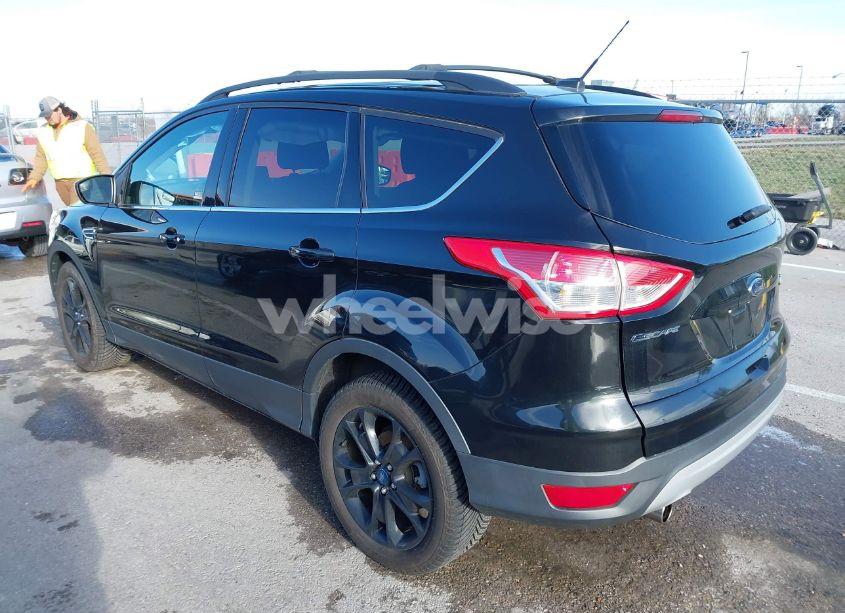 Photo 3 of 2013 Ford Escape SE (VIN 1FMCU9GX9DUB92246)