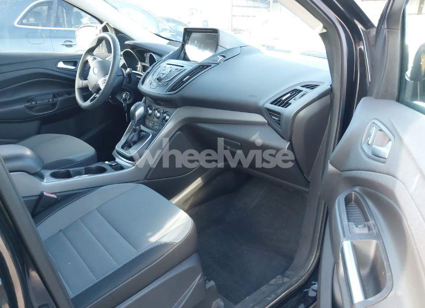 Photo 5 of 2013 Ford Escape SE (VIN 1FMCU9GX9DUB92246)