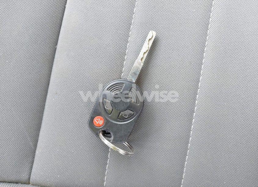 Photo 11 of 2013 Ford Escape SE (VIN 1FMCU9GX9DUB92571)