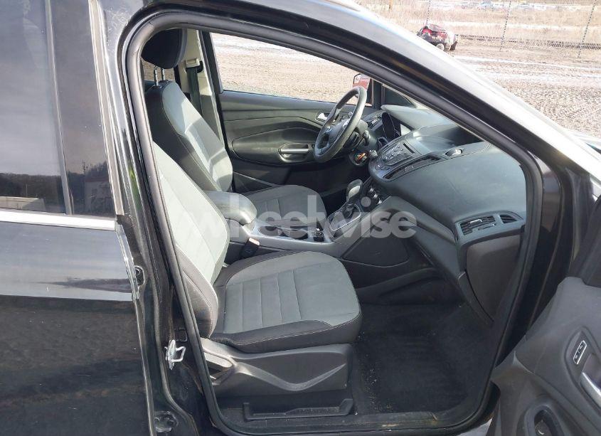 Photo 5 of 2013 Ford Escape SE (VIN 1FMCU9GX9DUB92571)